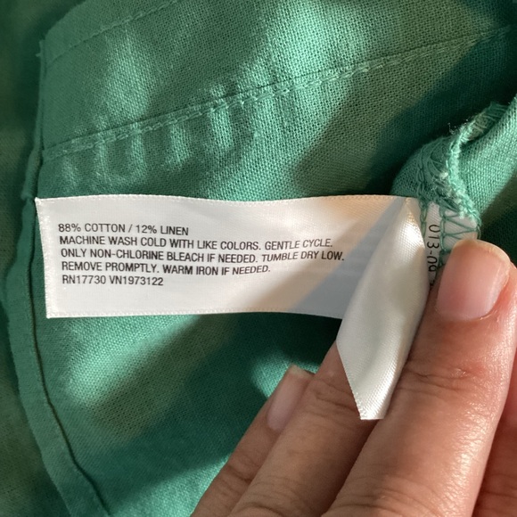 Universal Thread Long Sleeve Button Down Shirt Size Small NWT - Picture 6 of 6